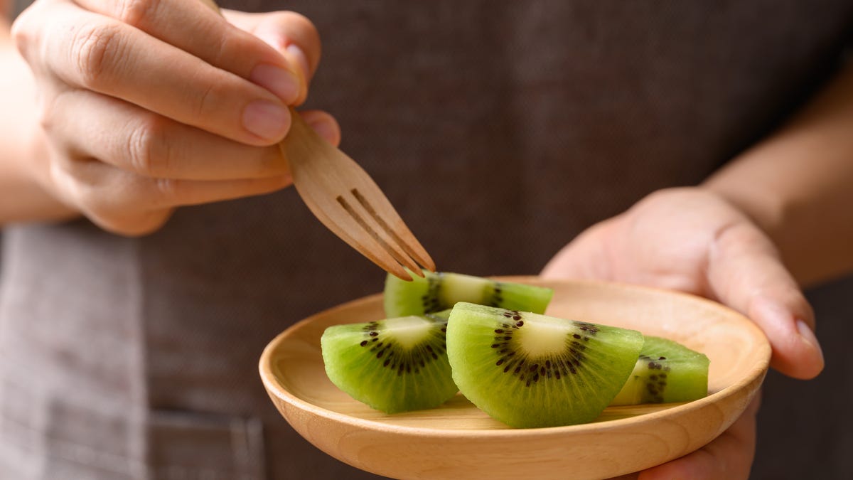 Are kiwis good for you? What dietitians say