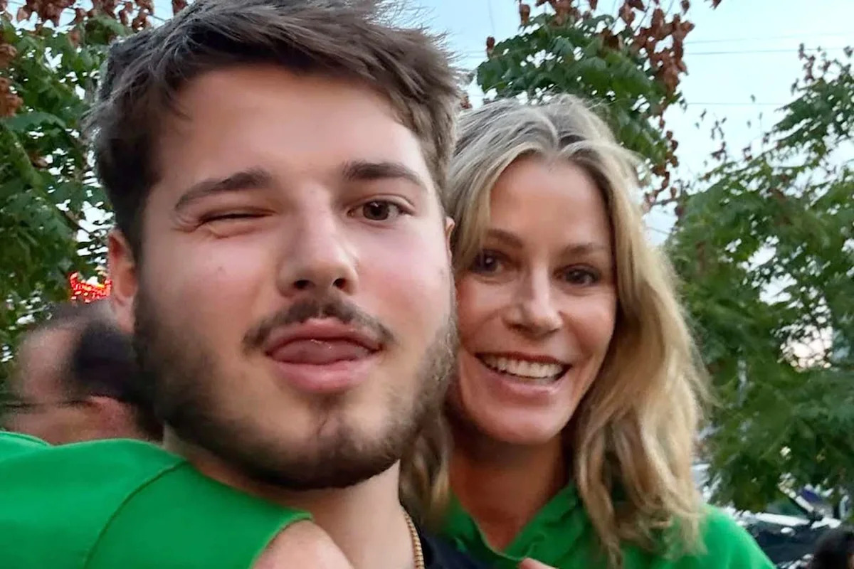 Julie Bowen Gets Emotional as She Drops Off Her 'Sweet Baby' Son Oliver, 18, at College for the First Time