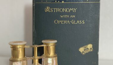 Top 15 guide books for astronomy beginners