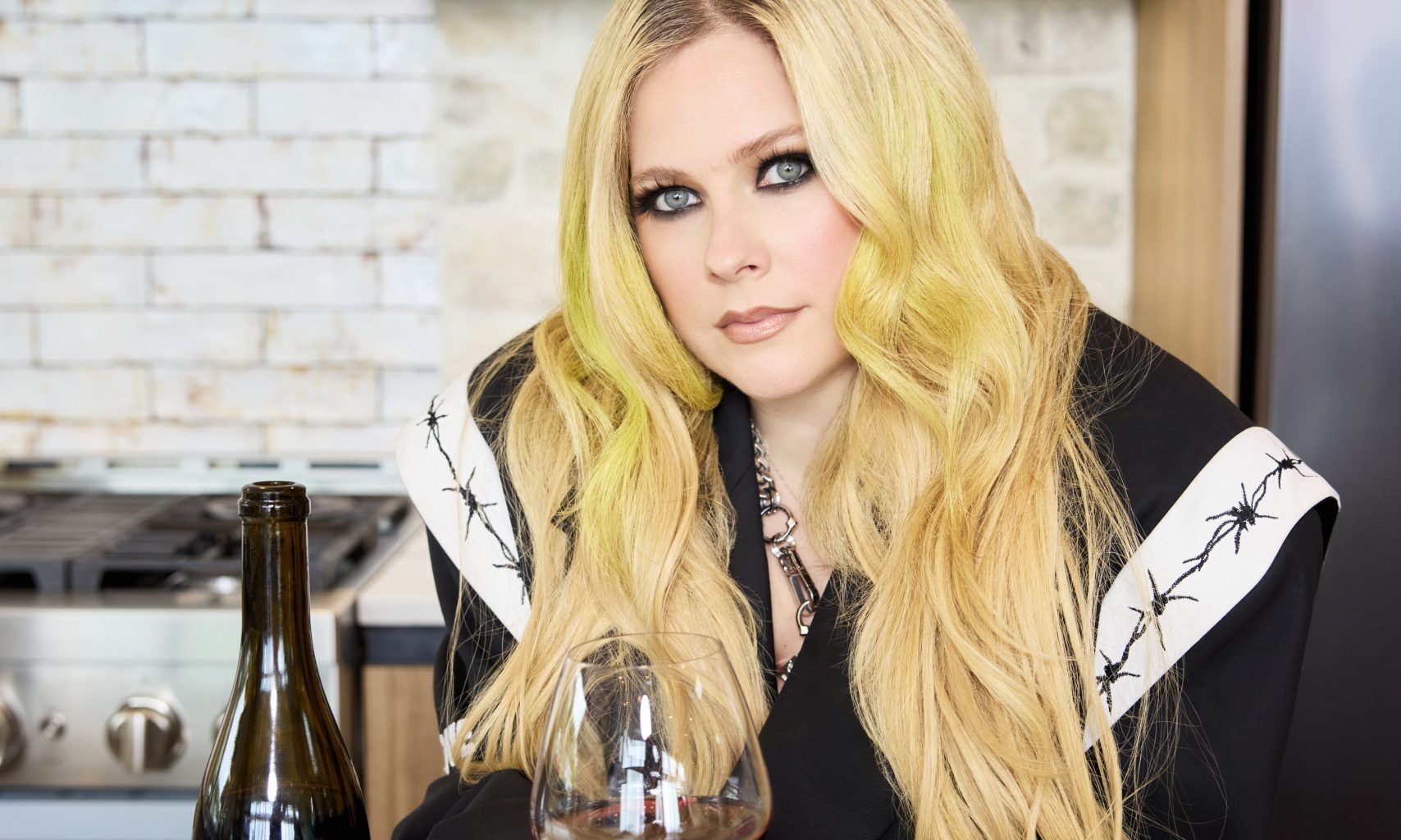 Avril Lavigne to launch first official wine 'Complicated'