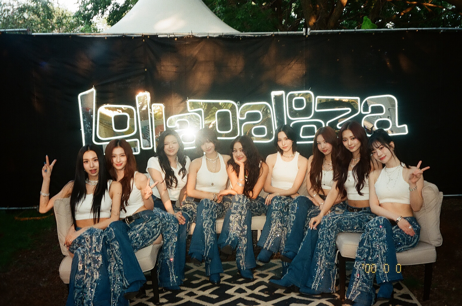 Backstage at Lollapalooza with TWICE!