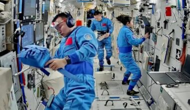 Astronauts could get to wash their clothes in space as researchers propose a unique machine