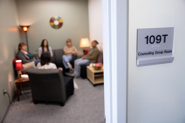 College Student Mental Health Remains Poor, Minority Report Thriving