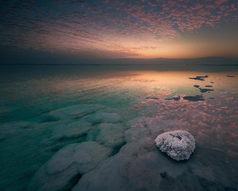 Dead Sea Salt Giant