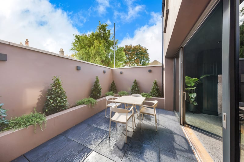 Garden terrace