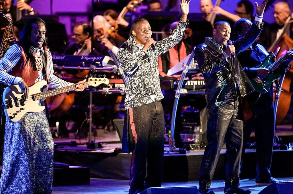 How to Watch 'A Grammy Salute to Earth, Wind & Fire' Online