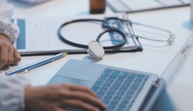 Consultant working in a public hospital received €963,000 in a year – The Irish Times