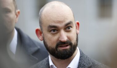Social Democrats TD Eoin Hayes apologises for Barack Obama Halloween costume – The Irish Times