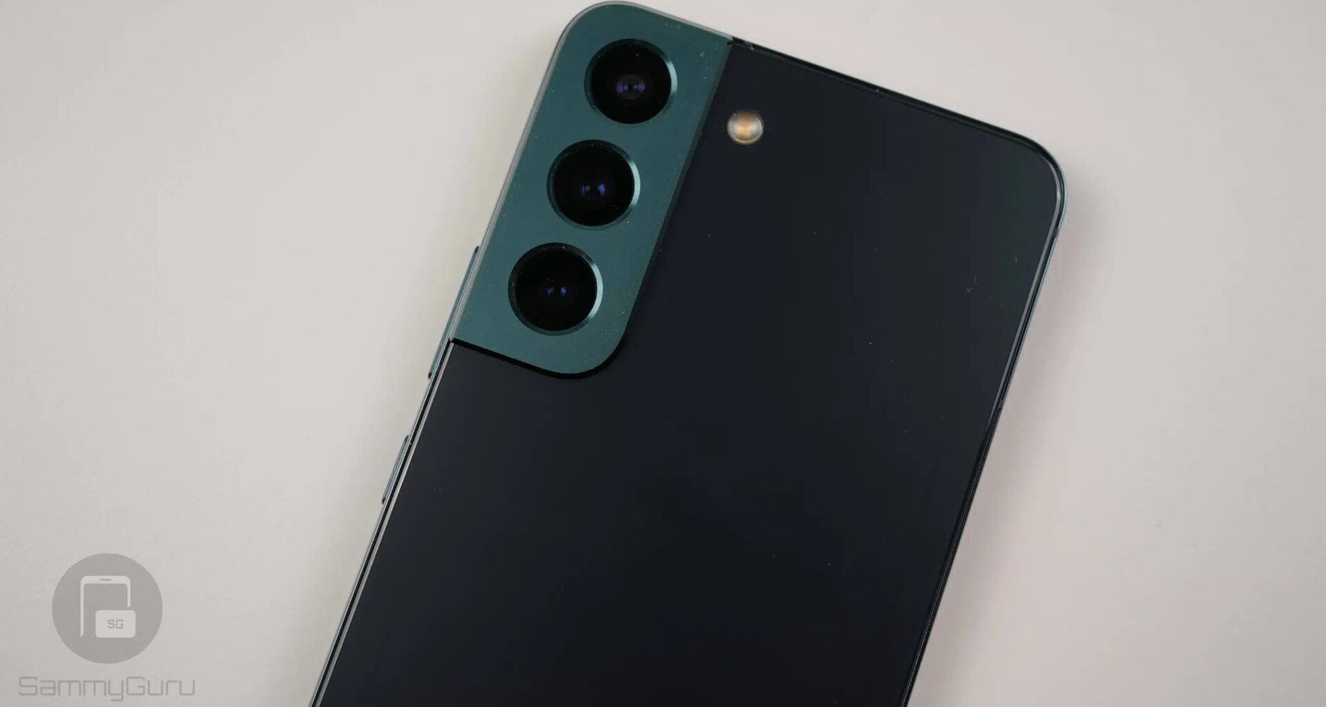 Samsung Rolls Out September 2025 Update for Galaxy S22 Series [U]