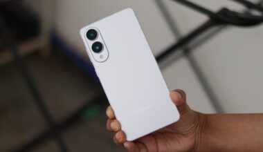 Galaxy S25 Edge now costs less than iPhone Air, plus you get a free laptop