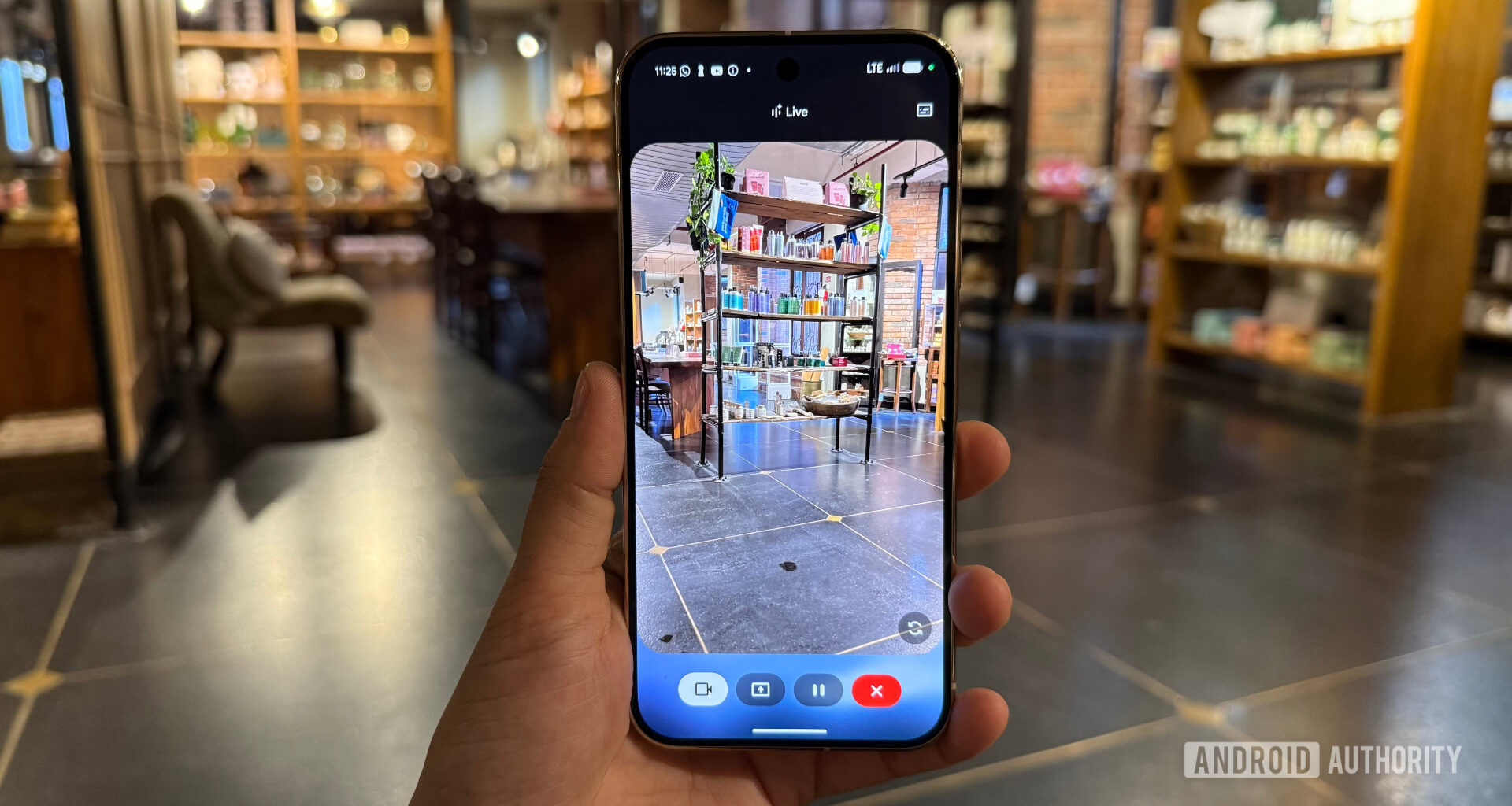 Gemini Live Pixel 10 Pro XL 1