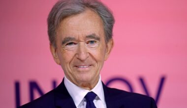 Bernard Arnault Says French Wealth Tax Will 'Destroy' the Economy