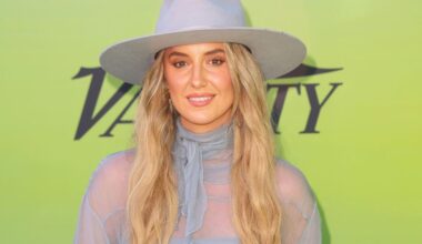 Lainey Wilson Will Go Solo as Host of 2025 CMA Awards