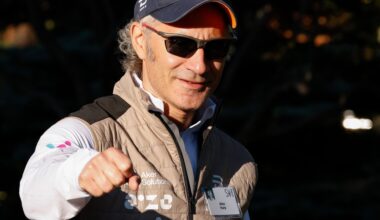 Palantir CEO Alex Karp says U.S. labor workers won’t lose their jobs to AI—‘it’s not true’