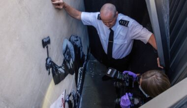 New Banksy Work at London's Royal Courts Immediately Covered Up