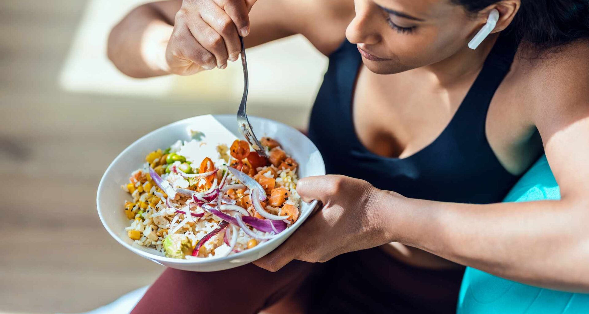 10 High-Protein Foods For Athletes That Help Build Muscle and Speed Up Recovery