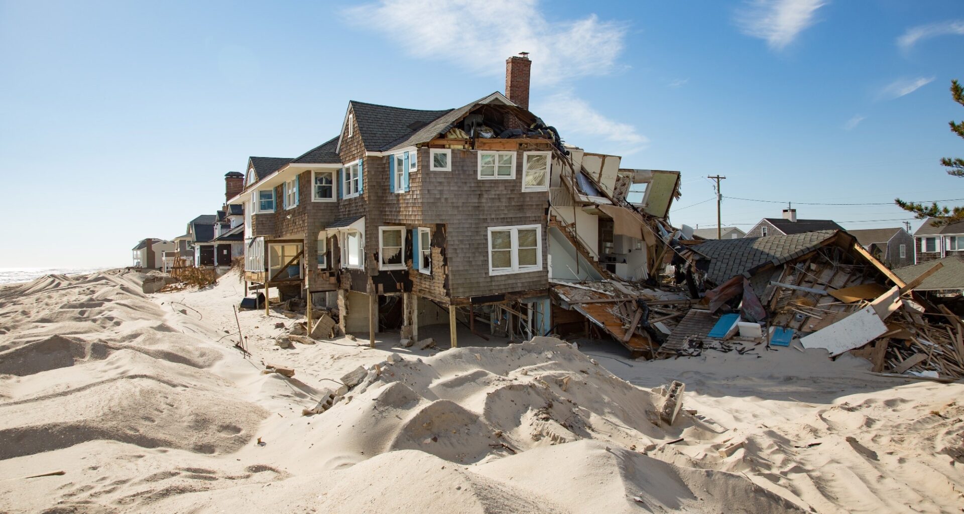 Study: Hurricane Exposure and Risk of Long-Term Cardiovascular Disease Outcomes. Image Credit: Bob Pool / Shutterstock