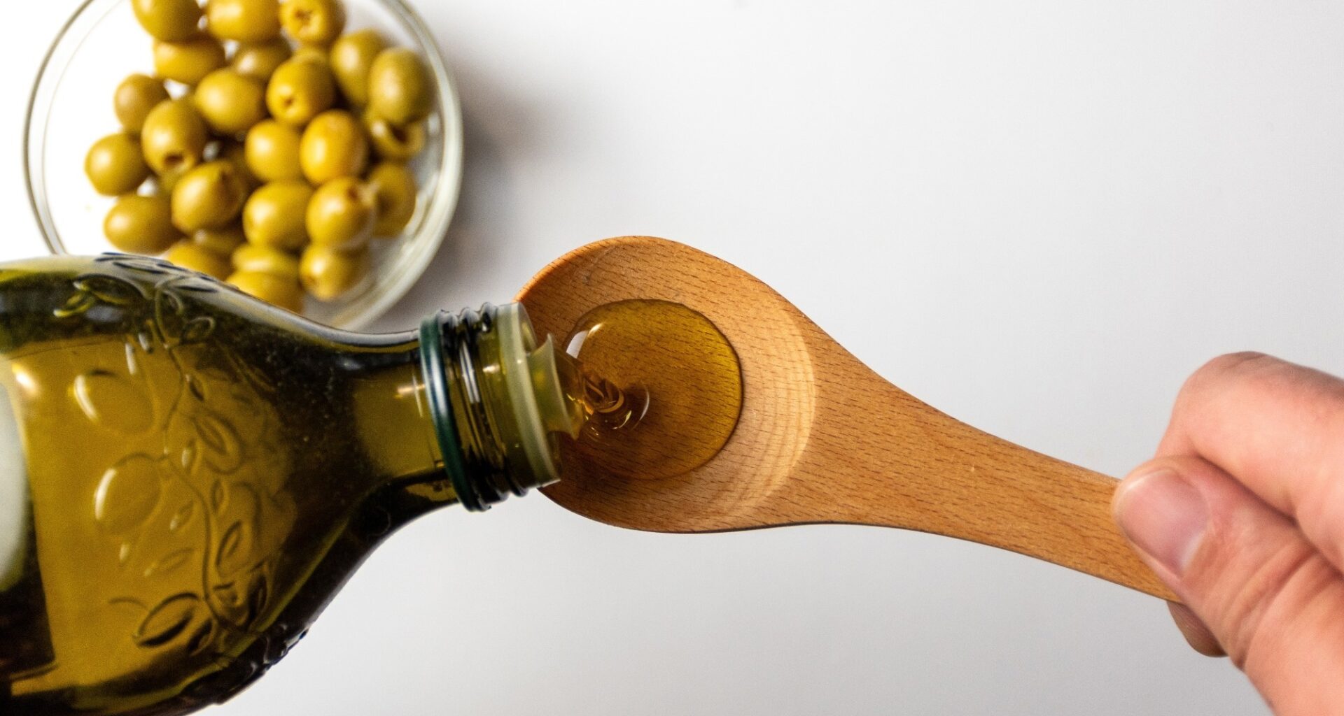 Olive oil intake is linked to lower belly fat and healthier weight