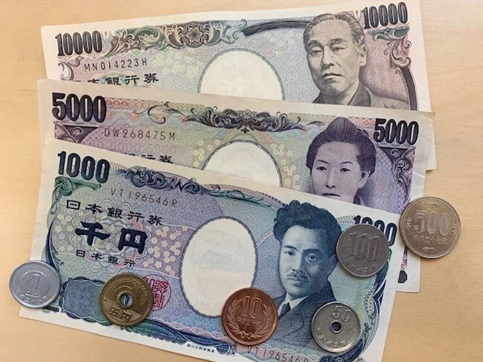 Reuters Tankan: Japan manufacturers at 3-year peak, services rebound to +27