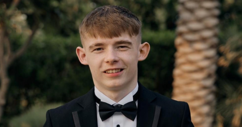 ‘Keep your head up’ says brave Donegal teenager fighting rare cancer