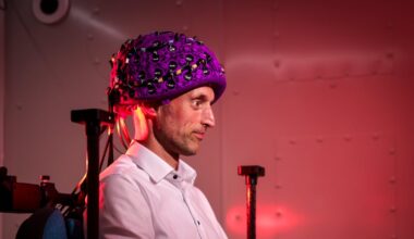 New wearable brain scanner at TCD will be able to detect earliest signs of epilepsy, dementia and ADHD – The Irish Times