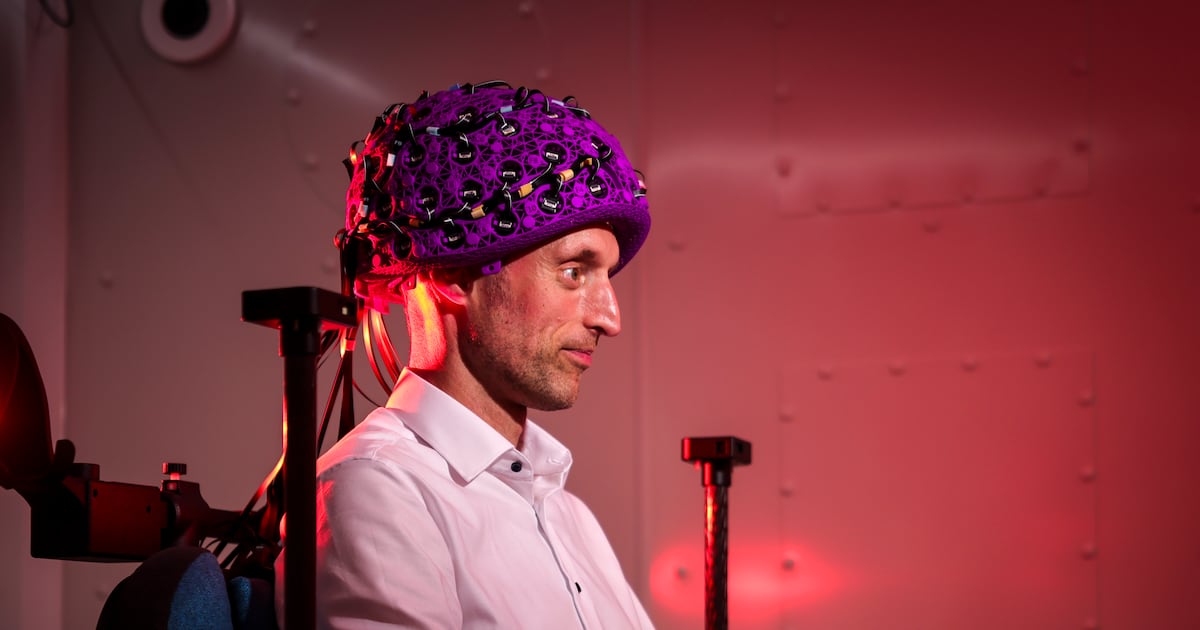 New wearable brain scanner at TCD will be able to detect earliest signs of epilepsy, dementia and ADHD – The Irish Times