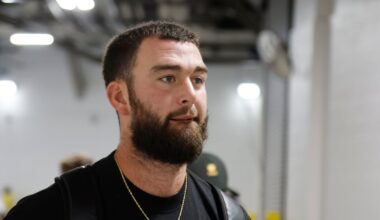 Pittsburgh Steelers player assaulted and robbed in Dublin ahead of NFL game – The Irish Times