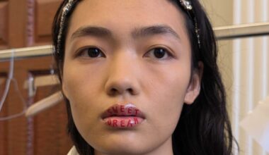 The Models At Simone Rocha Said: Read My Lips