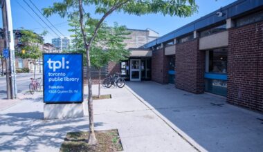 Toronto Public Library expands social, crisis support program amid growing need for mental health services