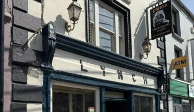 Clare bar named best tourist pub in regional leg of Irish Pub Awards 2025