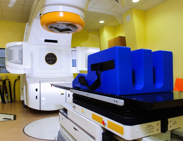 Proton therapy and IMRT show similar outcomes in head and neck cancer trial