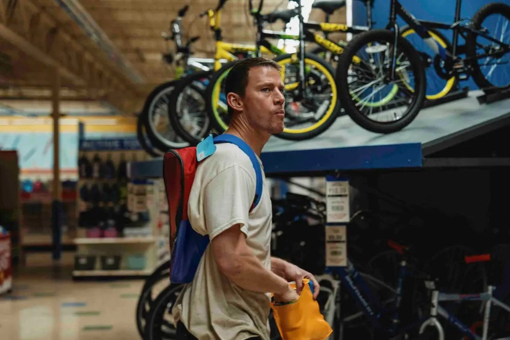 Channing Tatum & Kirsten Dunst Shine in Real-Life Crime Story