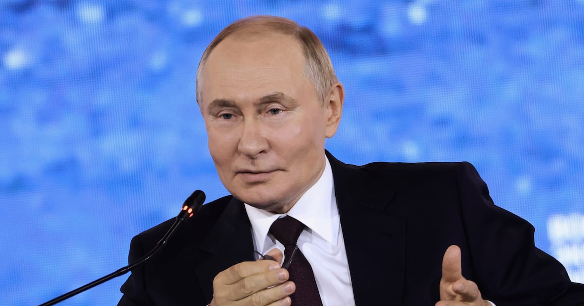 Emboldened Putin mocks US peace efforts with biggest drone attack yet – The Irish Times