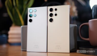 Samsung Galaxy S24 Ultra vs Samsung Galaxy S23 Ultra backs