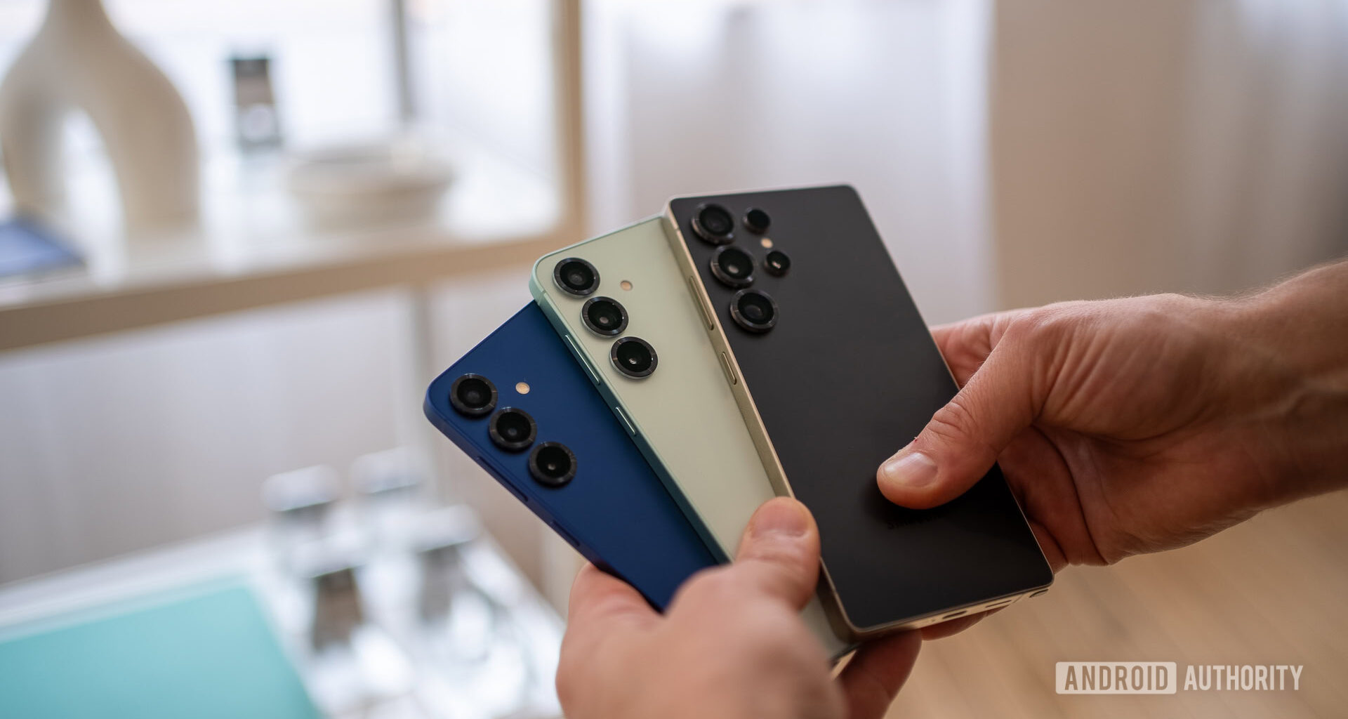 Samsung Galaxy S25 Series 03