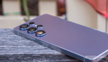 Samsung Galaxy S25 Ultra frame and cameras
