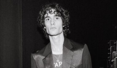 Sombr's 'Undressed' Rises to No. 1 on Hot Rock & Alternative Songs