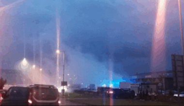 Huge Strabane blaze closes Lifford Bridge for a time