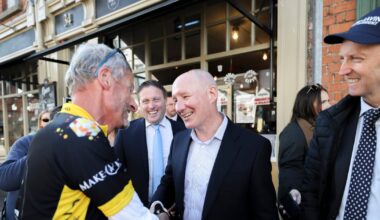 ‘I was hoping for Paul Mescal,’ tourist says after meeting Jim Gavin on campaign trail – The Irish Times