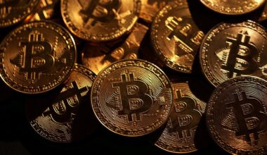 Bitcoin price falls. Why gold may drive the next crypto move.