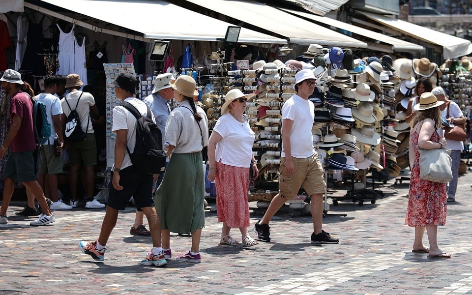 Spending per visitor grows, study finds