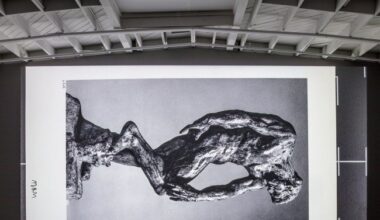 Mungo Thomson’s video Sideways Thought analyzed by Jan Tumlir