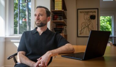Tech founders leaving Canada at accelerating rate, survey finds
