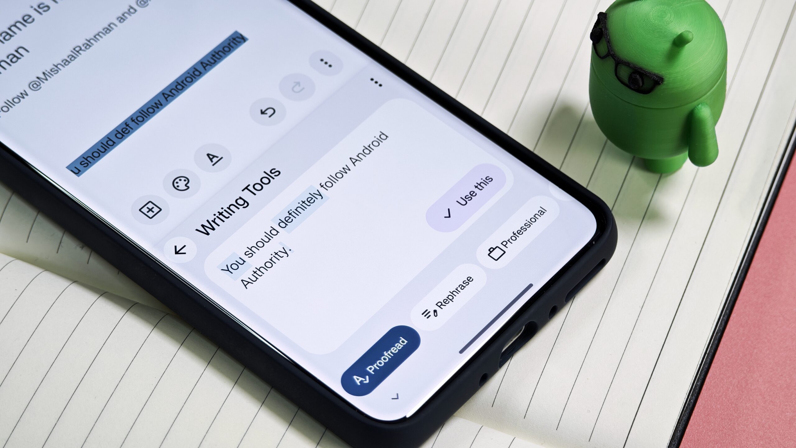 Writing Tools in Gboard on a OnePlus 13 hero image Writing Tools in Gboard on a OnePlus 13 hero image