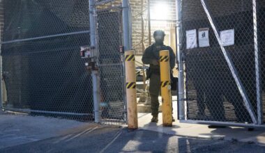 Multiple people wounded, one killed at Dallas immigration and customs office, officials say – The Irish Times