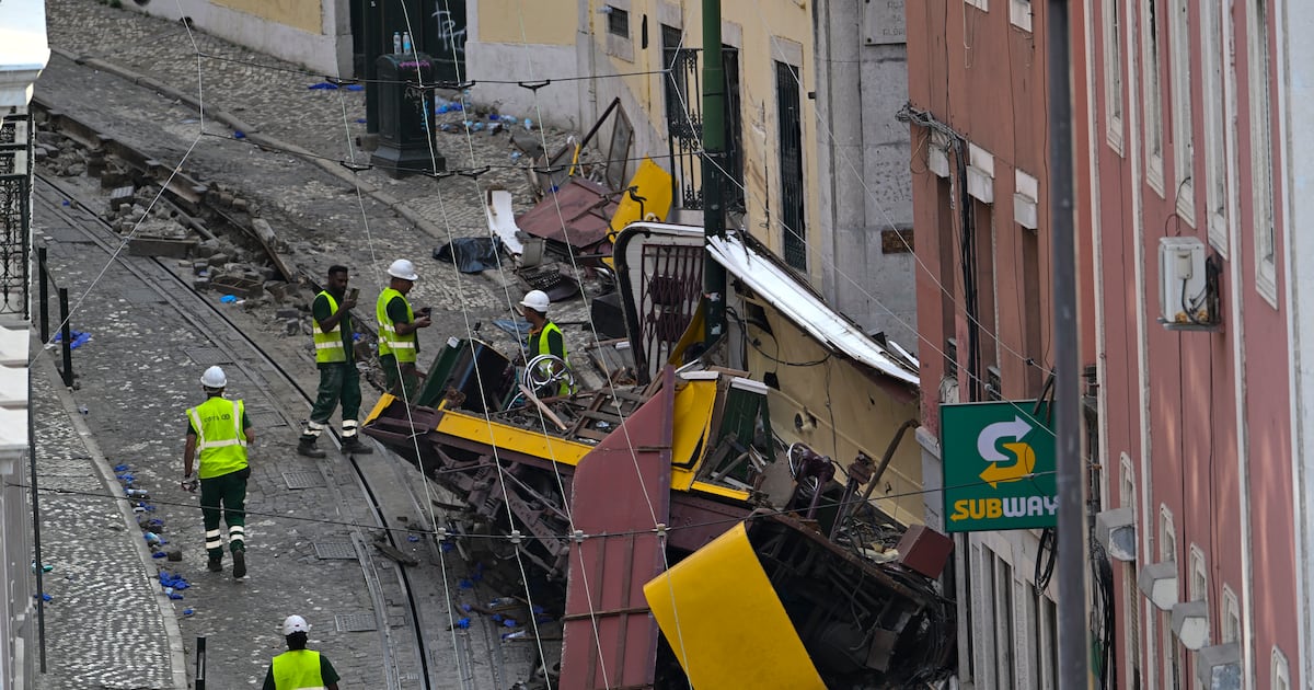 Lisbon funicular cable disconnected before deadly crash, report finds – The Irish Times