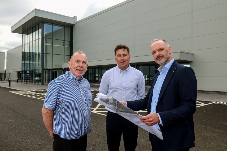 From left, John Curran and Frank Curran of Elm Grange Company, with Gareth Wilson, business manager, Bank of Ireland