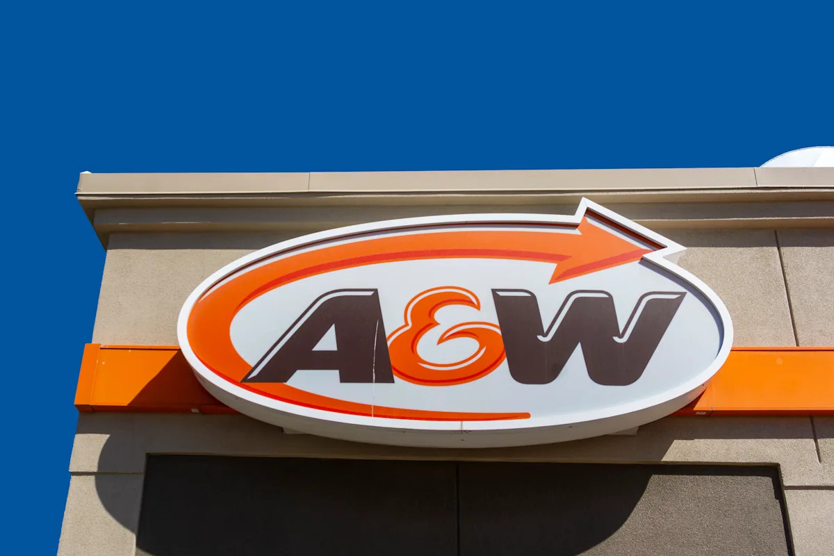 4 best A&W menu items for your health, and 4 things a dietitian says you should skip