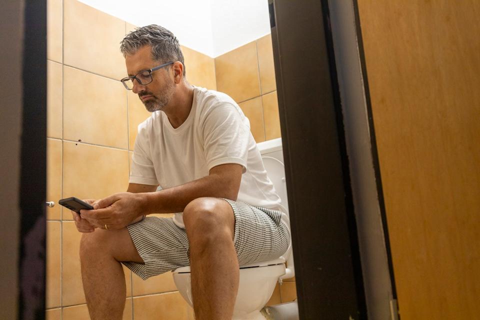 New research warns of the hidden dangers of using smartphones in the bathroom (Getty Images/iStock)