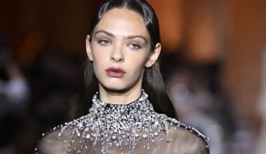 Beauty expert Triona McCarthy on the autumn 2025 make up trends including berry-bitten lips